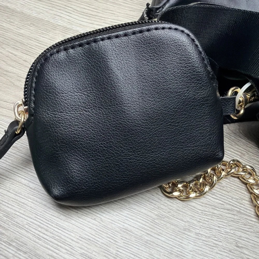 Juicy Couture Quilted Black Puff Half Moon Crossbody Bag‎ W/ Change Purse